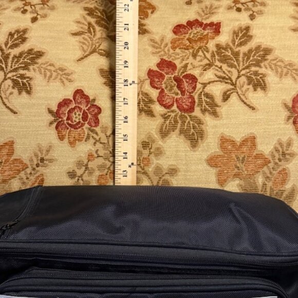 NWOT HARLEY DAVIDSON INSULATED TRAVEL / PICNIC COOLER - Picture 9 of 16